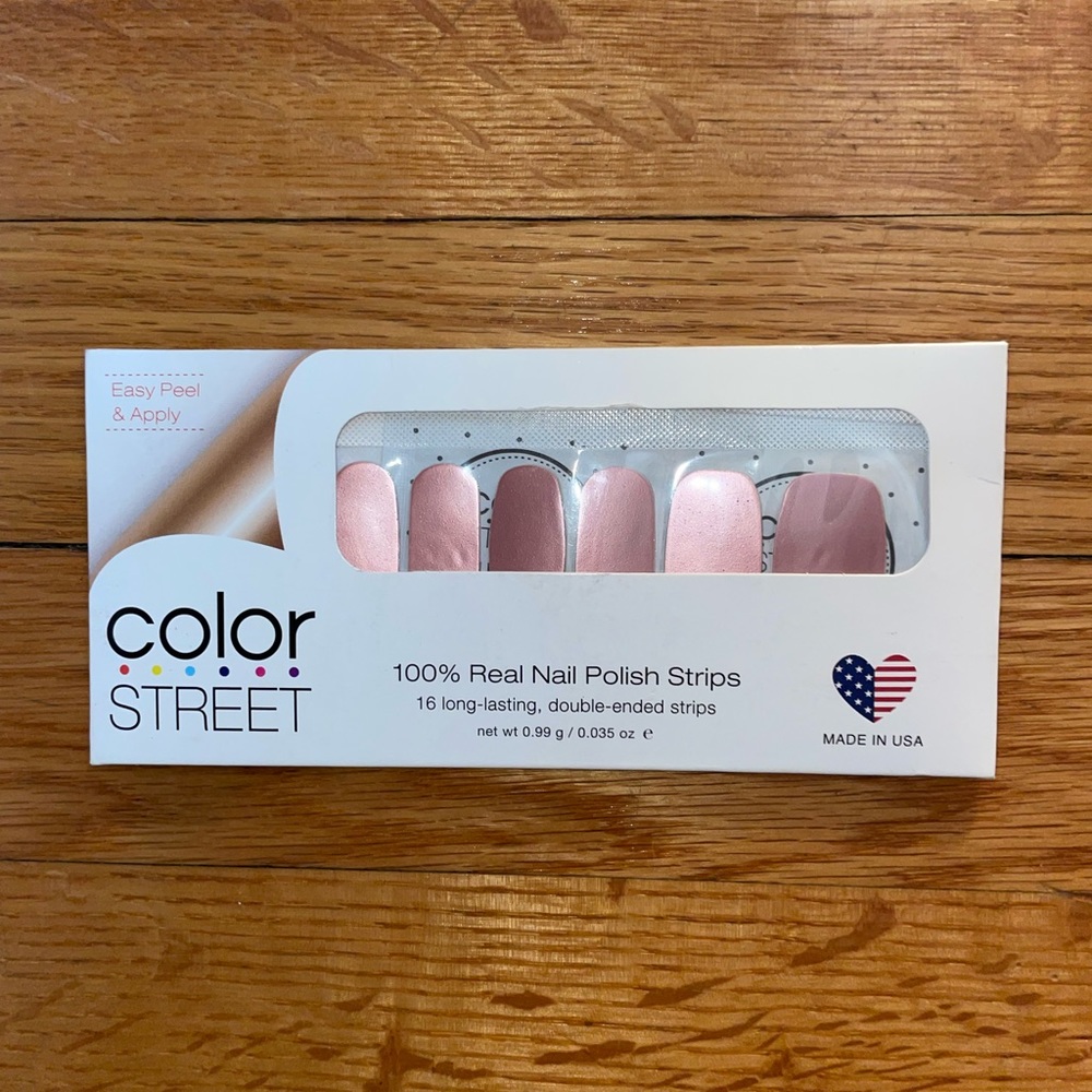 Color Street Nail Polish Strips- Color “Nothing Toulouse”